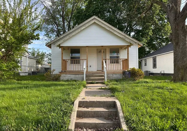 1st image of 1107 E Mulberry St, Kokomo, IN 46901 | MLS# 22081637