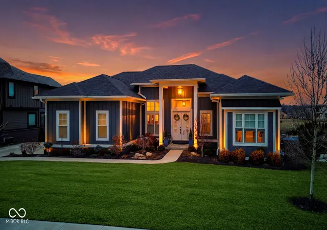 2nd image of 10590 Geist View Dr, Fishers, IN 46055 | MLS# 22081649