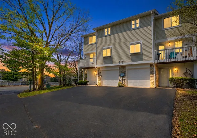 Photo 2 of Condo for sale at 6873 Shore Is Dr, Indianapolis, IN 46220 | MLS# 22081845 | Listing updated on 2026-09-29