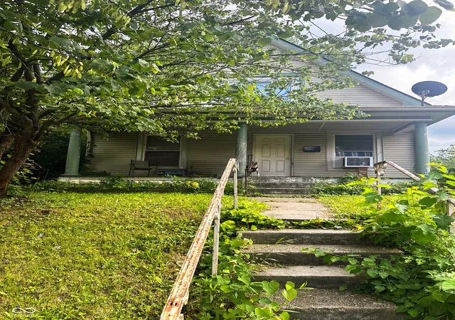4th image of 1845 W Wilkins St, Indianapolis, IN 46221 | MLS# 22081855