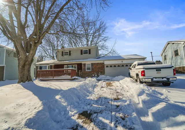 1st image of 5429 Gambel Rd, Indianapolis, IN 46221 | MLS# 22081965