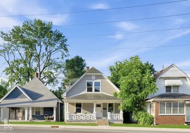 1st image of 2627 Southeastern Ave, Indianapolis, IN 46201 | MLS# 22082007