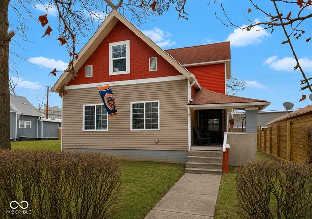 Photo 3 of Single family home for sale at 1621 Ingram St, Indianapolis, IN 46218 | MLS# 22082125 | Listing updated on 2026-10-12