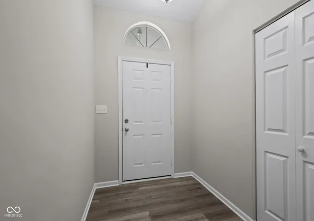 3rd image of 6815 Cherry Laurel Ln, Fishers, IN 46038 | MLS# 22082219