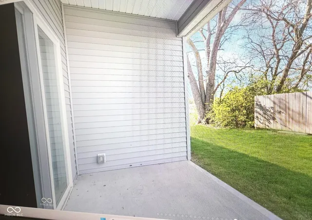 3rd image of 1614 Capra Ct, Beech Grove, IN 46107 | MLS# 22082494