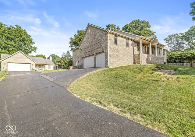 3rd image of 3766 Brill Rd, Indianapolis, IN 46227 | MLS# 22082498