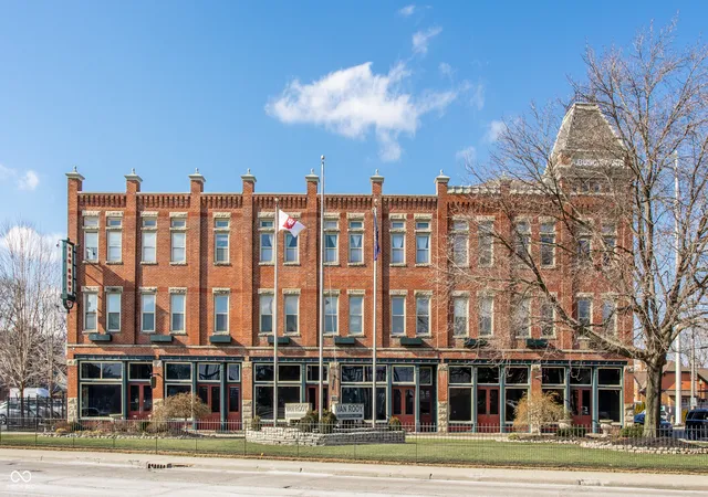 Homes for sale in Indianapolis, IN | 647 E 11th St #4, Indianapolis, IN 46202 | MLS# 22082501