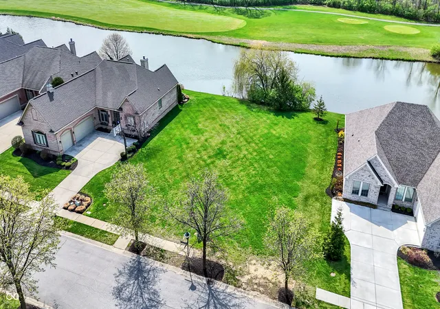 1st image of 11995 Edgefield Dr, Fishers, IN 46037 | MLS# 22082532