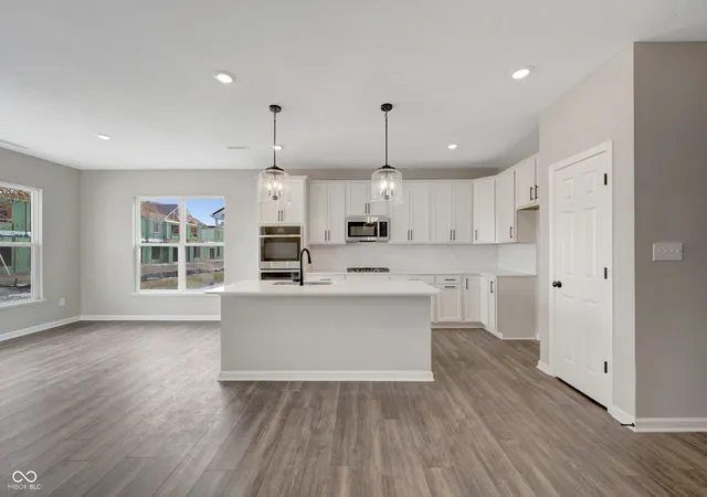3rd image of 12536 Churning Ct, Noblesville, IN 46060 | MLS# 22082599