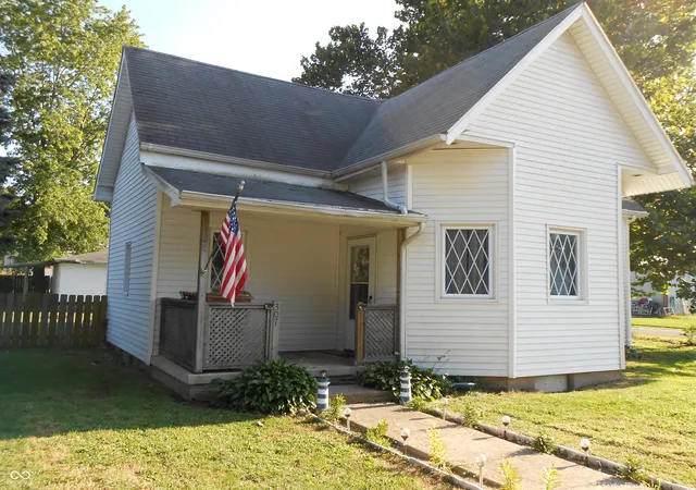 Homes for sale in Darlington, IN | 307 W Adams St, Darlington, IN 47940 | MLS# 22082624