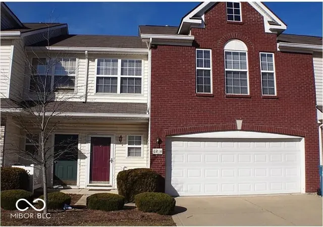 1st image of 6214 Bishops Pond Ln N, Indianapolis, IN 46268 | MLS# 22082653