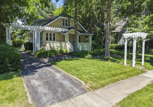Photo 3 of Sale Pending at 5608 N College Ave, Indianapolis, IN 46220 | MLS# 22082676 | Listing updated on 2026-09-14