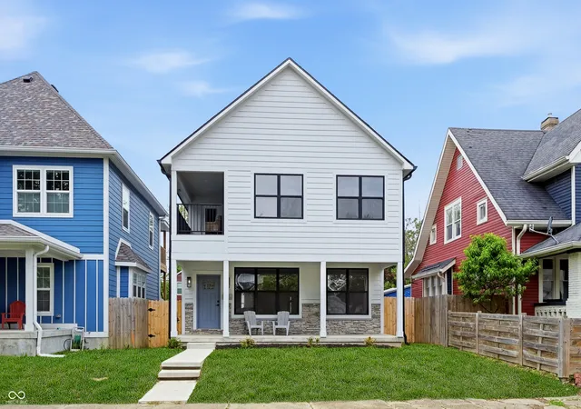 2nd image of 220 Eastern Ave, Indianapolis, IN 46201 | MLS# 22082757