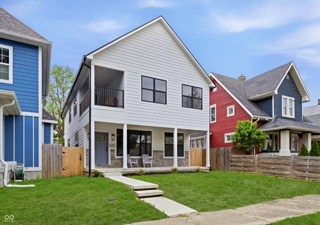 3rd image of 220 Eastern Ave, Indianapolis, IN 46201 | MLS# 22082757