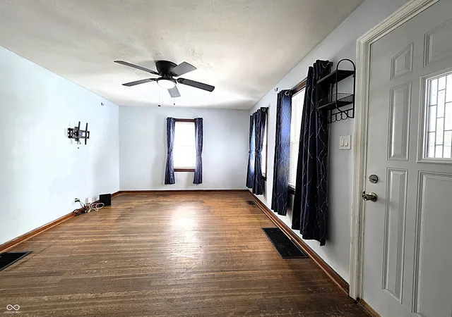 4th image of 3949 Fletcher Ave, Indianapolis, IN 46203 | MLS# 22083001