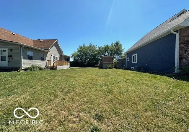 2nd image of 271 Miley Ave, Indianapolis, IN 46222 | MLS# 22083026
