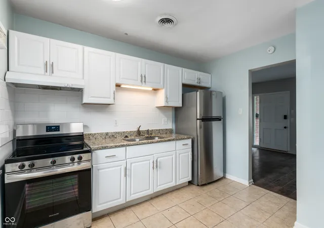 Photo 3 of Sale Pending at 1644 E 58th Street, Indianapolis, IN 46220 | MLS# 22083036 | Listing updated on 2026-06-24