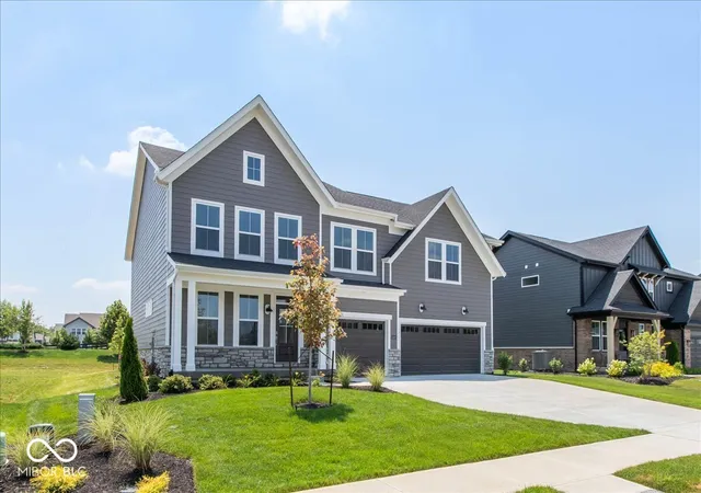Photo 2 of Sale Pending at 15387 Clearstream Dr, Fishers, IN 46040 | MLS# 22083228 | Listing updated on 2026-09-03