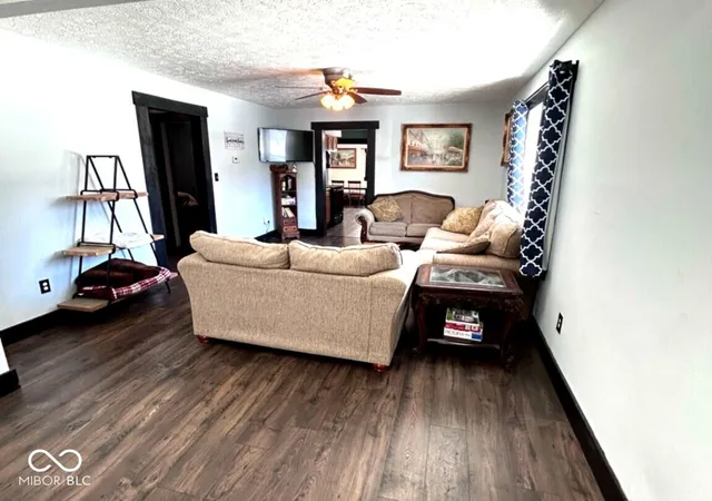 Photo 3 of Sale Pending at 3080 E Linn Ave, Terre Haute, IN 47805 | MLS# 22083343 | Listing updated on 2026-08-19