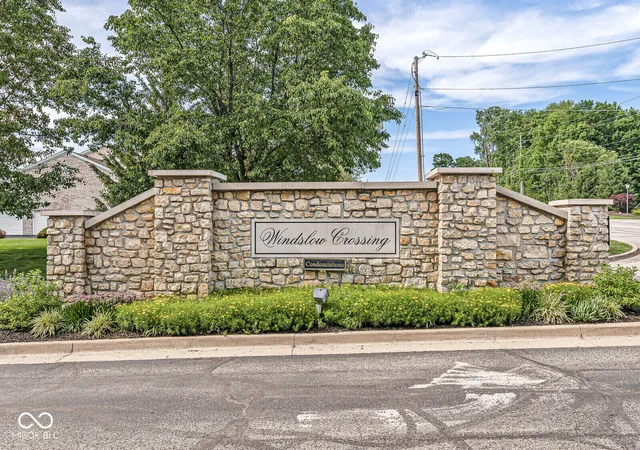 Homes for sale in Indianapolis, IN | 6509 Emerald Hill Ct #102, Indianapolis, IN 46237 | MLS# 22083345