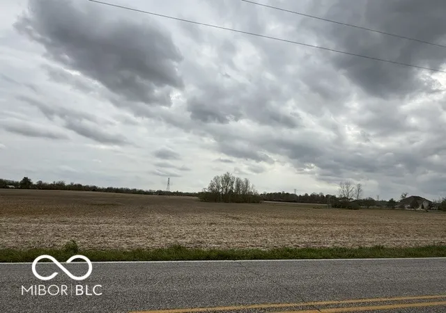 3rd image of 200 W 200 North St, Greenfield, IN 46140 | MLS# 22083554