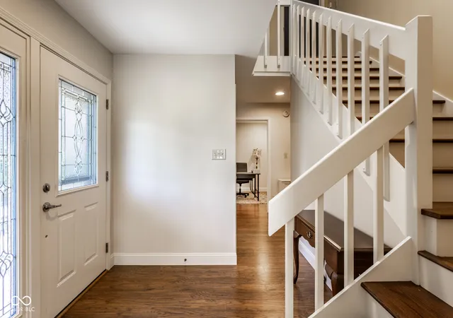 3rd image of 373 Exeter Ct, Greenwood, IN 46143 | MLS# 22083605