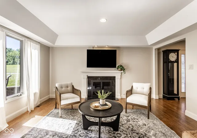 5th image of 373 Exeter Ct, Greenwood, IN 46143 | MLS# 22083605