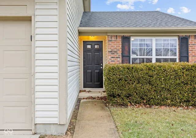 3rd image of 7358 Glendale Dr, Avon, IN 46123 | MLS# 22083649