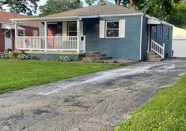 2nd image of 465 S Sheridan Ave, Indianapolis, IN 46219 | MLS# 22083946