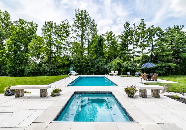 2nd image of 2035 Saint Andrews Cir, Carmel, IN 46032 | MLS# 22083948