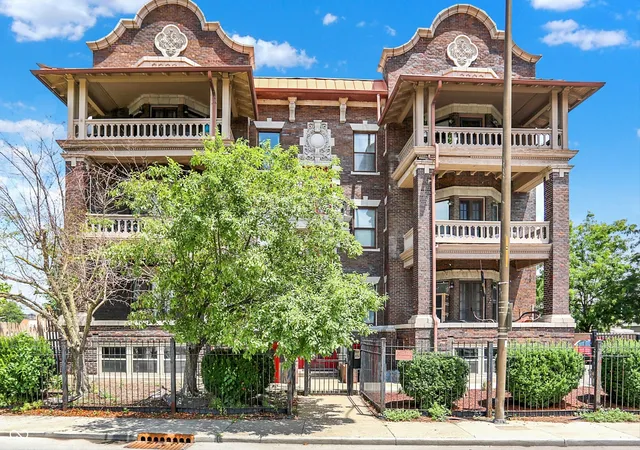 2nd image of 2161 N Meridian St #6, Indianapolis, IN 46202 | MLS# 22083950