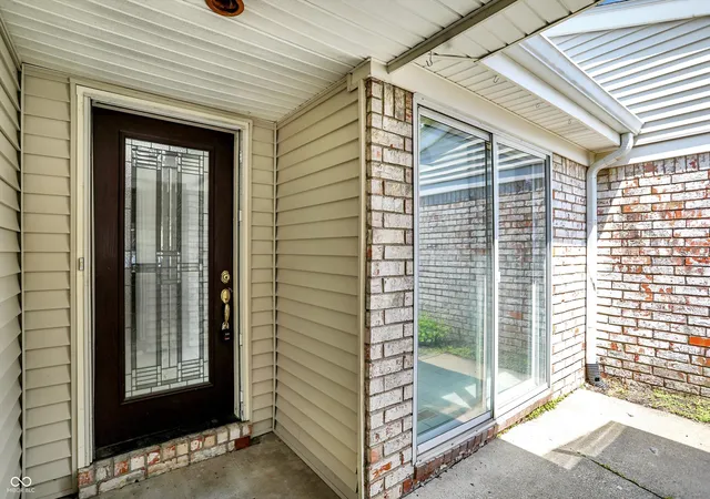 3rd image of 7642 Lancer Ln, Lawrence, IN 46226 | MLS# 22084125