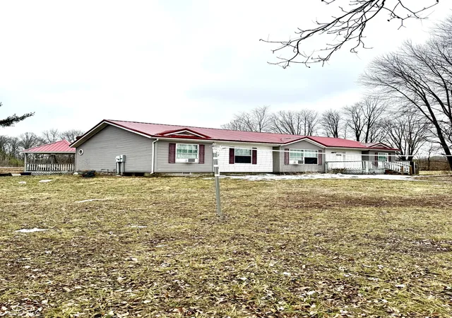 2nd image of 5495 E Greensburg Rd, Franklin, IN 46131 | MLS# 22084143