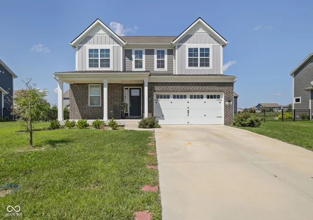 Photo 1 of Single family home for sale at 15306 Dawn Run Dr, Fishers, IN 46040 | MLS# 22084172 | Listing updated on 2026-09-01