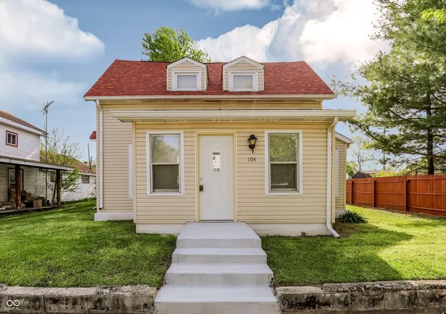 1st image of 104 S Broad St, Mooreland, IN 47360 | MLS# 22084187