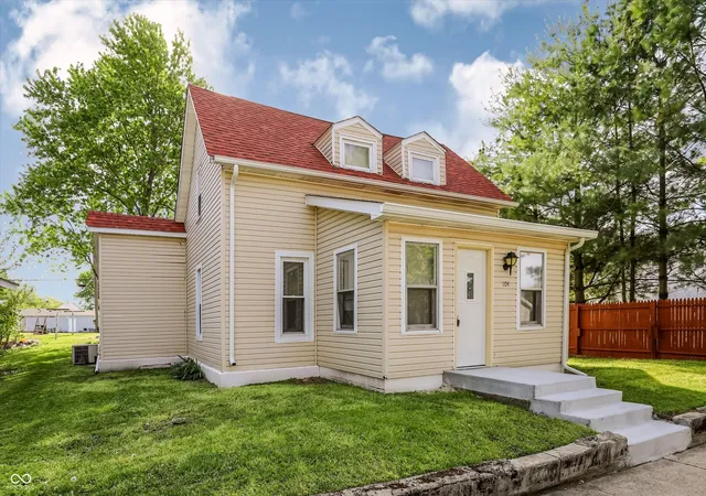 2nd image of 104 S Broad St, Mooreland, IN 47360 | MLS# 22084187