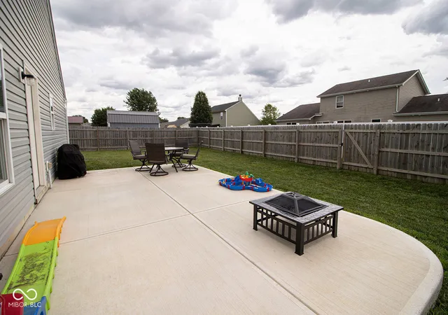 2nd image of 360 Michael Dr, Atlanta, IN 46031 | MLS# 22084255