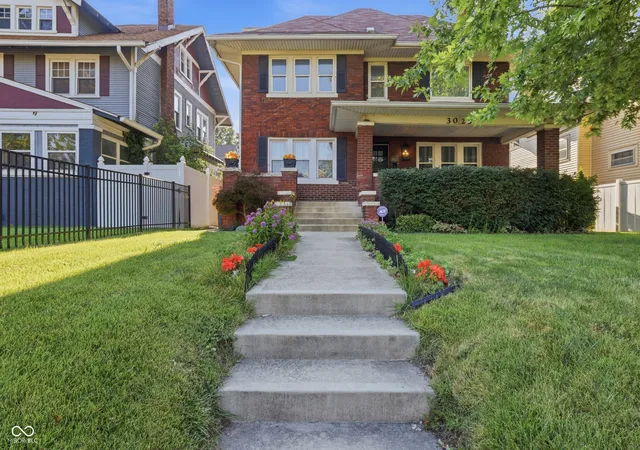 1st image of 3025 N College Ave, Indianapolis, IN 46205 | MLS# 22084295