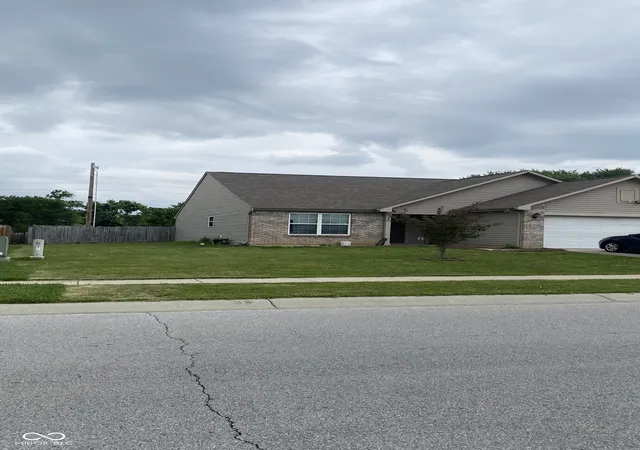 33rd image of 922 Beal Wy, Indianapolis, IN 46217 | MLS# 22084345