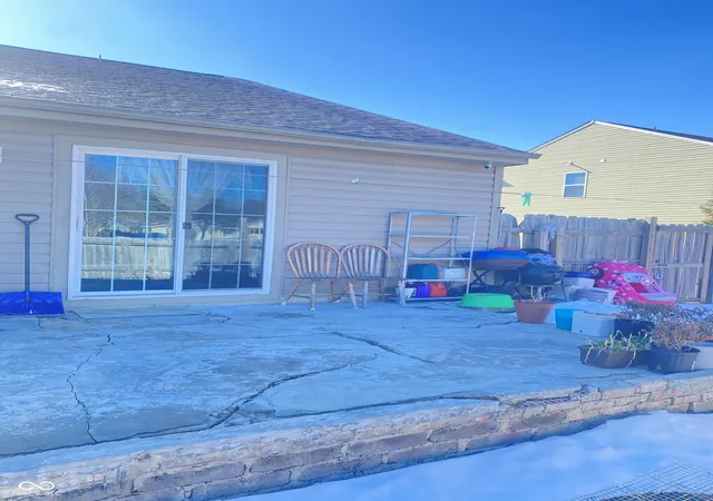 1st image of 922 Beal Wy, Indianapolis, IN 46217 | MLS# 22084345
