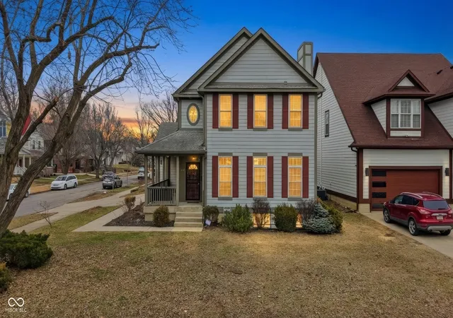 2nd image of 648 E 25th St, Indianapolis, IN 46205 | MLS# 22084652