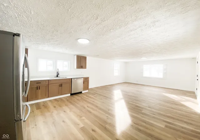 5th image of 267 Burke Ave, Indianapolis, IN 46234 | MLS# 22084811