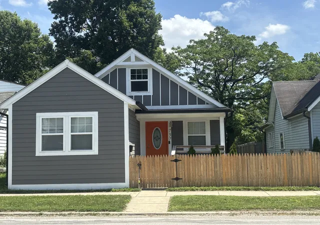 1st image of 737 N Pershing Ave, Indianapolis, IN 46222 | MLS# 22084923