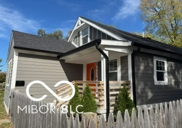 32nd image of 737 N Pershing Ave, Indianapolis, IN 46222 | MLS# 22084923