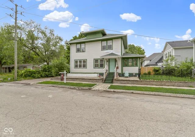 Photo 2 of Single family home for sale at 236 W 33rd Street, Indianapolis, IN 46208 | MLS# 22085009 | Listing updated on 2026-09-03