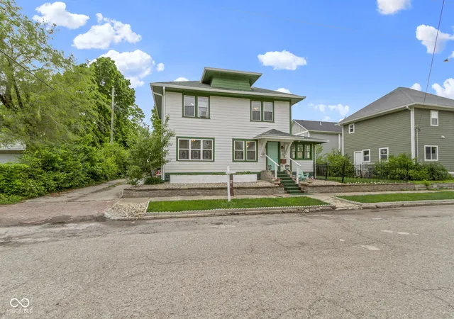 Photo 1 of Single family home for sale at 236 W 33rd Street, Indianapolis, IN 46208 | MLS# 22085009 | Listing updated on 2026-09-03