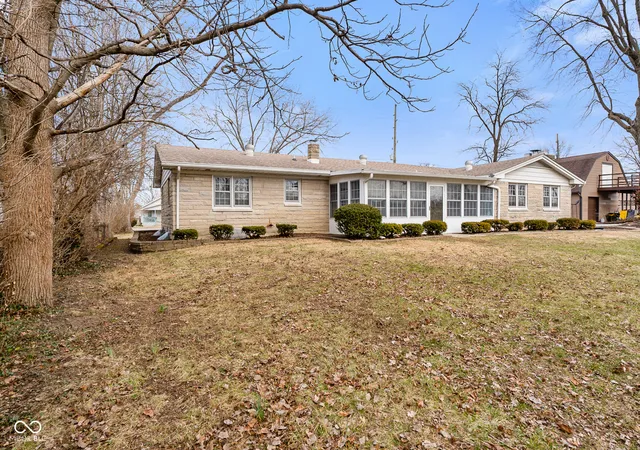 3rd image of 2215 Albany St, Beech Grove, IN 46107 | MLS# 22085138