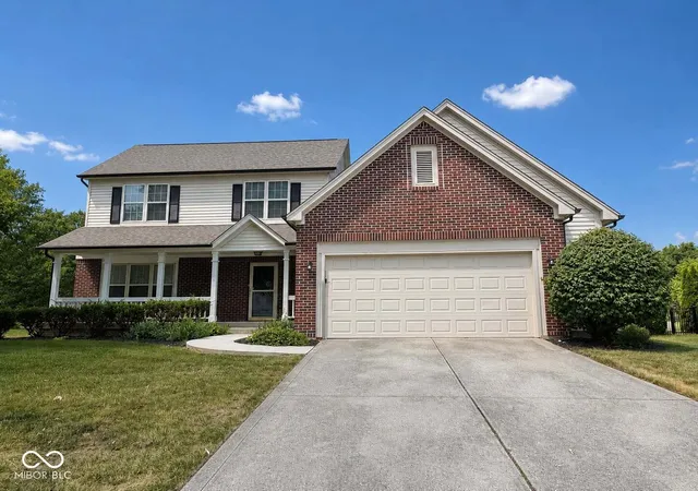 Photo 1 of Sale Pending at 10744 Putnam Pl, Carmel, IN 46032 | MLS# 22085233 | Listing updated on 2026-08-10