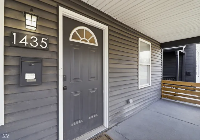 3rd image of 1435 S Illinois St, Indianapolis, IN 46225 | MLS# 22085306