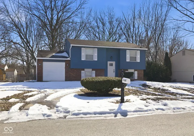1st image of 11345 Mcdowell Dr, Indianapolis, IN 46229 | MLS# 22085335